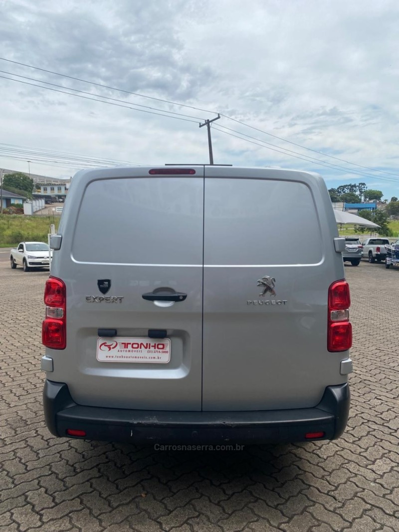 EXPERT 1.6 BLUEHDI DIESEL BUSINESS MANUAL - 2020 - LAJEADO