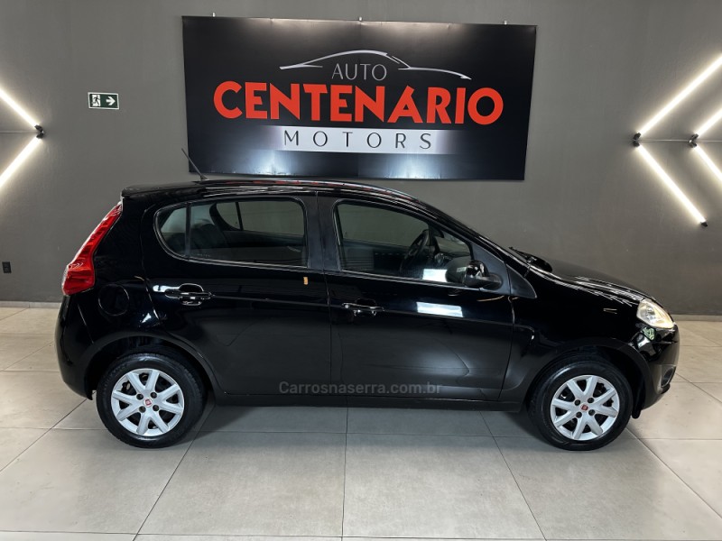 PALIO 1.0 MPI ATTRACTIVE 8V FLEX 4P MANUAL - 2013 - SAPIRANGA