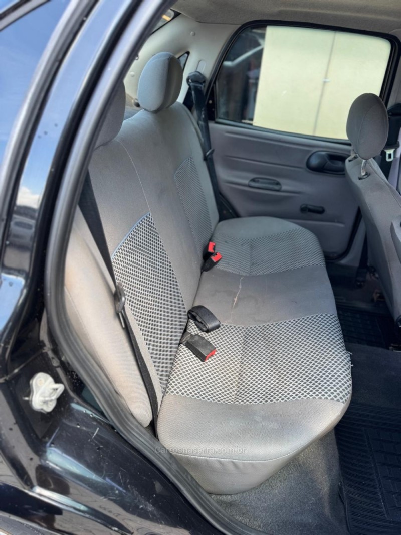 CLASSIC 1.0 VHC LS 8V FLEX 4P MANUAL - 2011 - MONTENEGRO