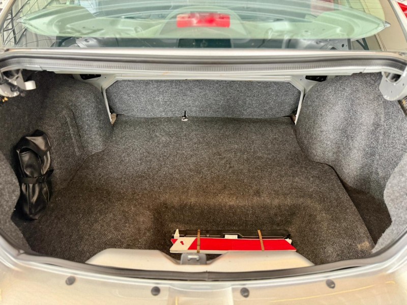 SYMBOL 1.6 PRIVILÈGE 16V FLEX 4P MANUAL - 2011 - CAXIAS DO SUL