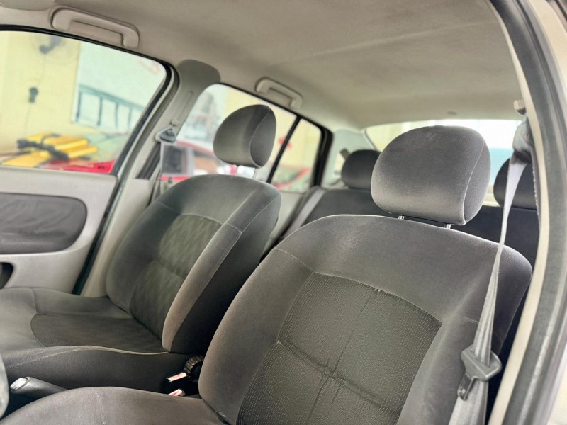 SYMBOL 1.6 PRIVILÈGE 16V FLEX 4P MANUAL - 2011 - CAXIAS DO SUL