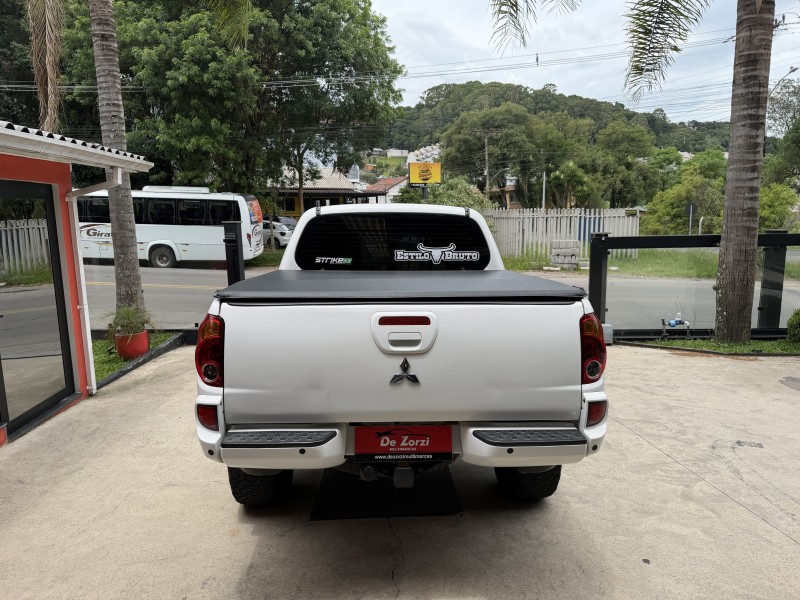 L200 TRITON 3.2 HPE 4X4 CD 16V TURBO INTERCOOLER DIESEL 4P AUTOMÁTICO - 2013 - CAXIAS DO SUL