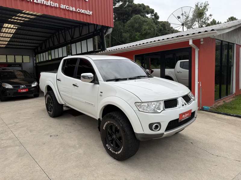 L200 TRITON 3.2 HPE 4X4 CD 16V TURBO INTERCOOLER DIESEL 4P AUTOMÁTICO - 2013 - CAXIAS DO SUL