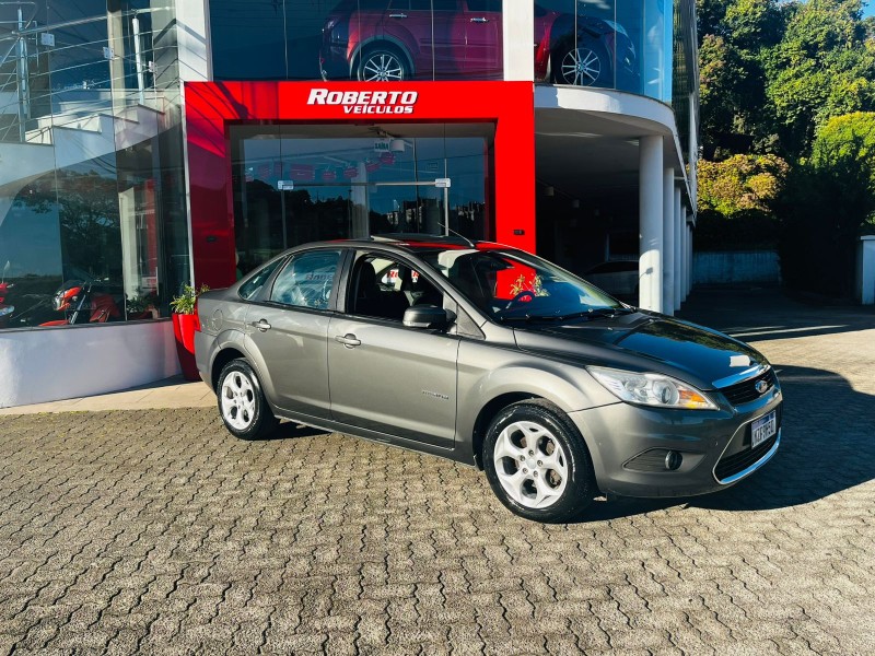 FOCUS 2.0 TITANIUM SEDAN 16V FLEX 4P AUTOMÁTICO - 2012 - BENTO GONçALVES