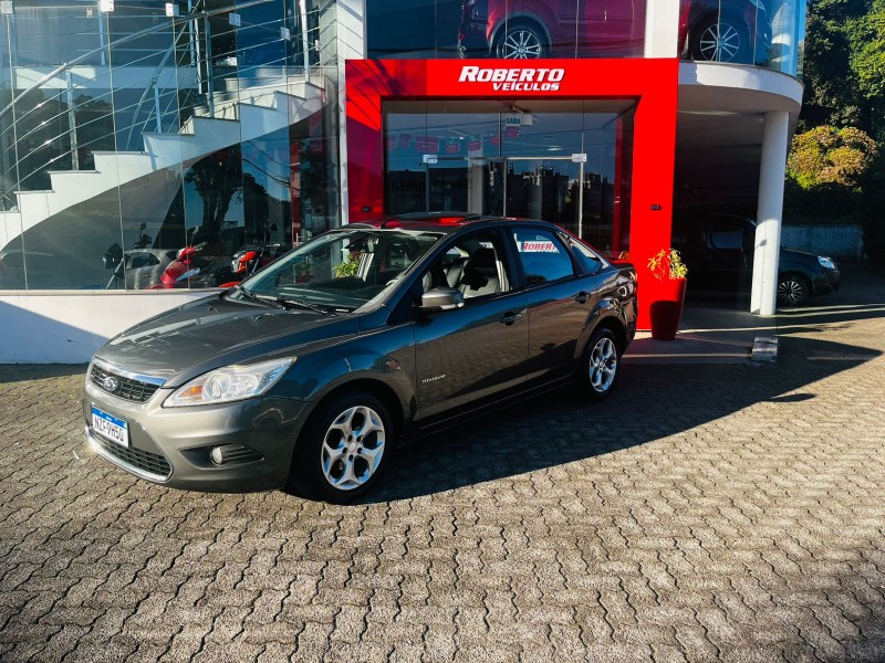 focus 2.0 titanium sedan 16v flex 4p automatico 2012 bento goncalves
