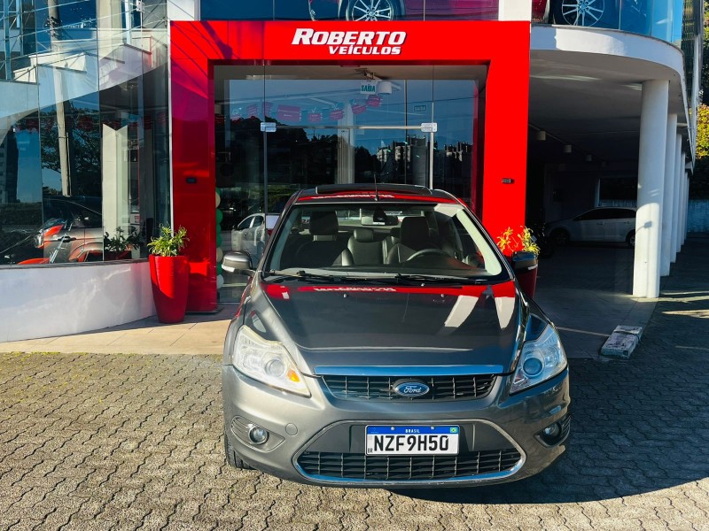 FOCUS 2.0 TITANIUM SEDAN 16V FLEX 4P AUTOMÁTICO - 2012 - BENTO GONçALVES