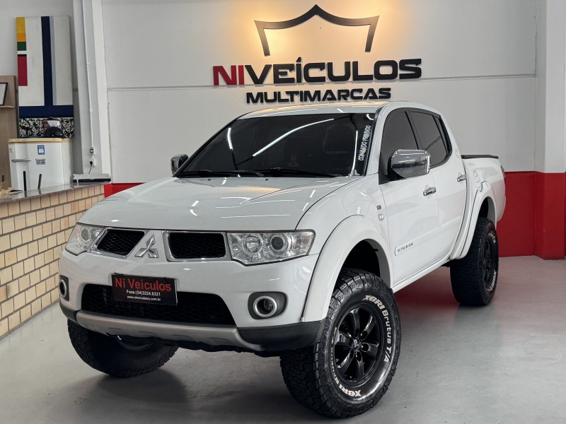 L200 TRITON 3.2 HPE 4X4 CD 16V TURBO INTERCOOLER DIESEL 4P AUTOMÁTICO