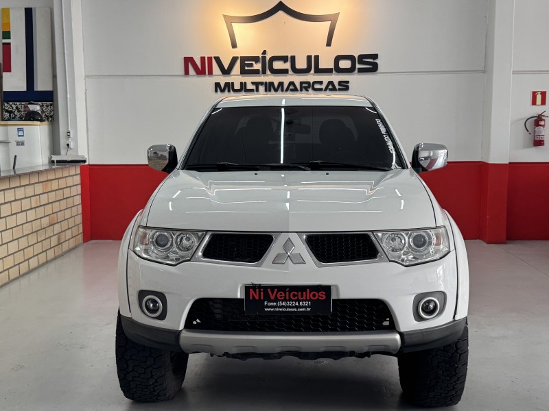 L200 TRITON 3.2 HPE 4X4 CD 16V TURBO INTERCOOLER DIESEL 4P AUTOMÁTICO - 2013 - CAXIAS DO SUL