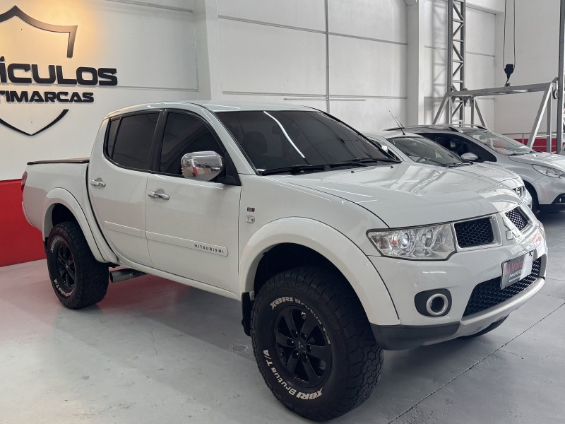 L200 TRITON 3.2 HPE 4X4 CD 16V TURBO INTERCOOLER DIESEL 4P AUTOMÁTICO - 2013 - CAXIAS DO SUL