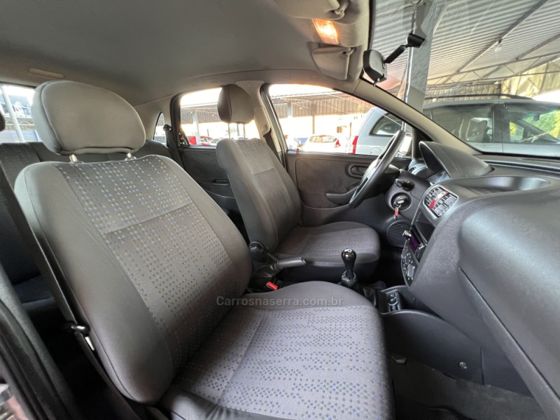 CORSA 1.4 MPFI MAXX 8V FLEX 4P MANUAL - 2012 - BOM PRINCíPIO