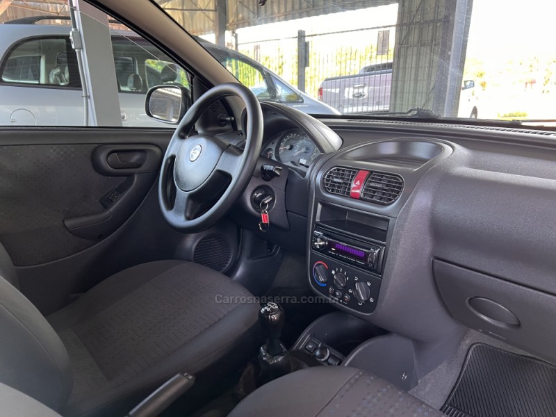 CORSA 1.4 MPFI MAXX 8V FLEX 4P MANUAL - 2012 - BOM PRINCíPIO