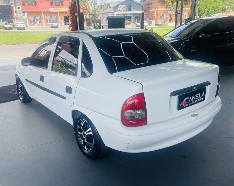 CORSA 1.6 MPFI CLASSIC SEDAN 8V GASOLINA 4P MANUAL - 2003 - CANELA