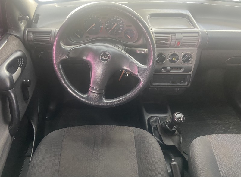 CORSA 1.6 MPFI CLASSIC SEDAN 8V GASOLINA 4P MANUAL - 2003 - CANELA