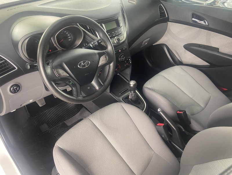 HB20S 1.0 COMFORT 12V FLEX 4P MANUAL - 2015 - CANELA