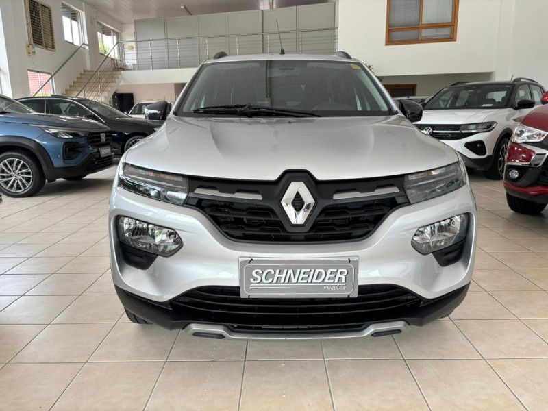 KWID 1.0 12V OUTSIDER FLEX 4P MANUAL - 2023 - NOVA PETRóPOLIS