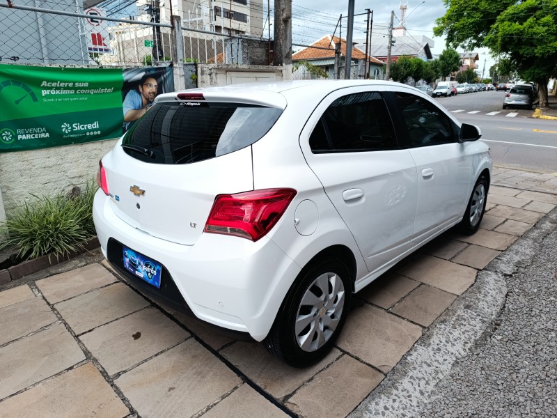ONIX 1.4 MPFI LT 8V FLEX 4P AUTOMÁTICO - 2018 - BENTO GONçALVES