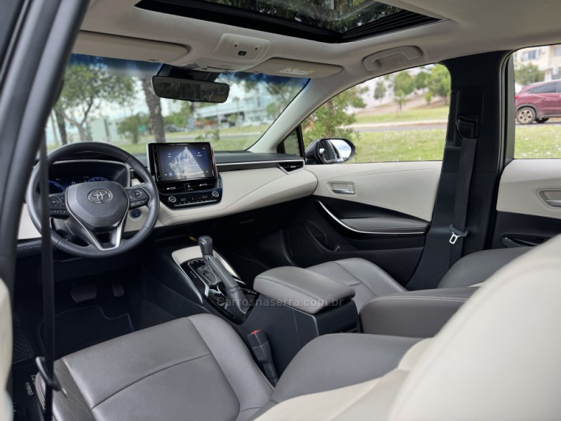 COROLLA 1.8 ALTIS PREMIUM 16V HÍBRIDO 4P AUTOMÁTICO - 2024 - CASCA