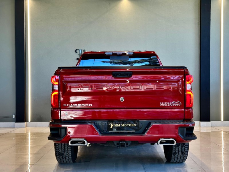 SILVERADO 5.3 1500 HIGH 4X4 COUNTRY GASOLINA 4X4 AUTOMÁTICO - 2024 - CAXIAS DO SUL