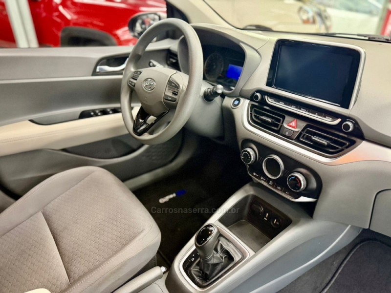 HB20S 1.0 PLATINUM 12V TURBO FLEX 4P AUTOMÀTICO - 2022 - ESTâNCIA VELHA