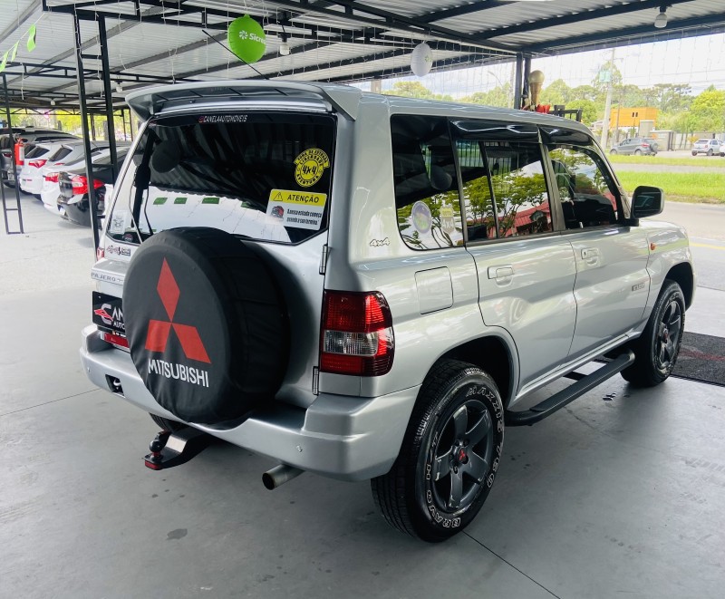 PAJERO TR4 2.0 4X4 16V 131CV GASOLINA 4P AUTOMÁTICO - 2003 - CANELA