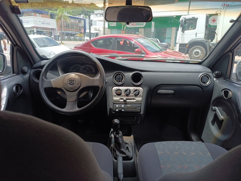 CELTA 1.0 MPFI VHC SUPER 8V GASOLINA 4P MANUAL - 2003 - FLORES DA CUNHA