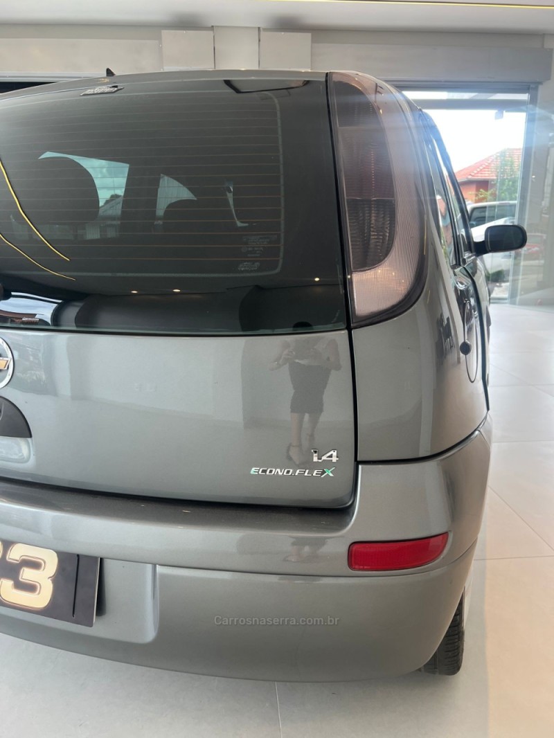 CORSA 1.4 MPFI MAXX 8V FLEX 4P MANUAL - 2011 - CAXIAS DO SUL