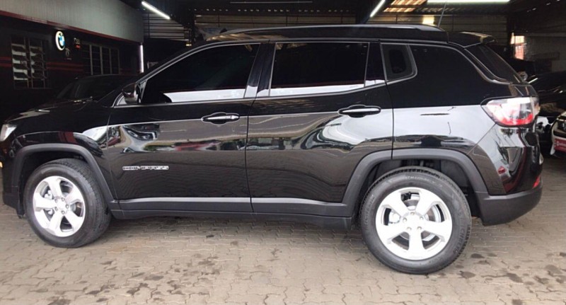 COMPASS 2.0 16V FLEX SPORT AUTOMÁTICO - 2017 - CAXIAS DO SUL