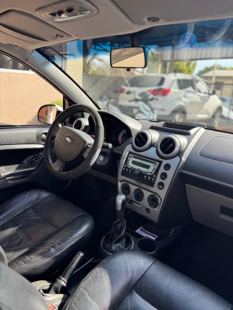 FIESTA 1.6 MPI SEDAN 8V FLEX 4P MANUAL - 2009 - MONTENEGRO