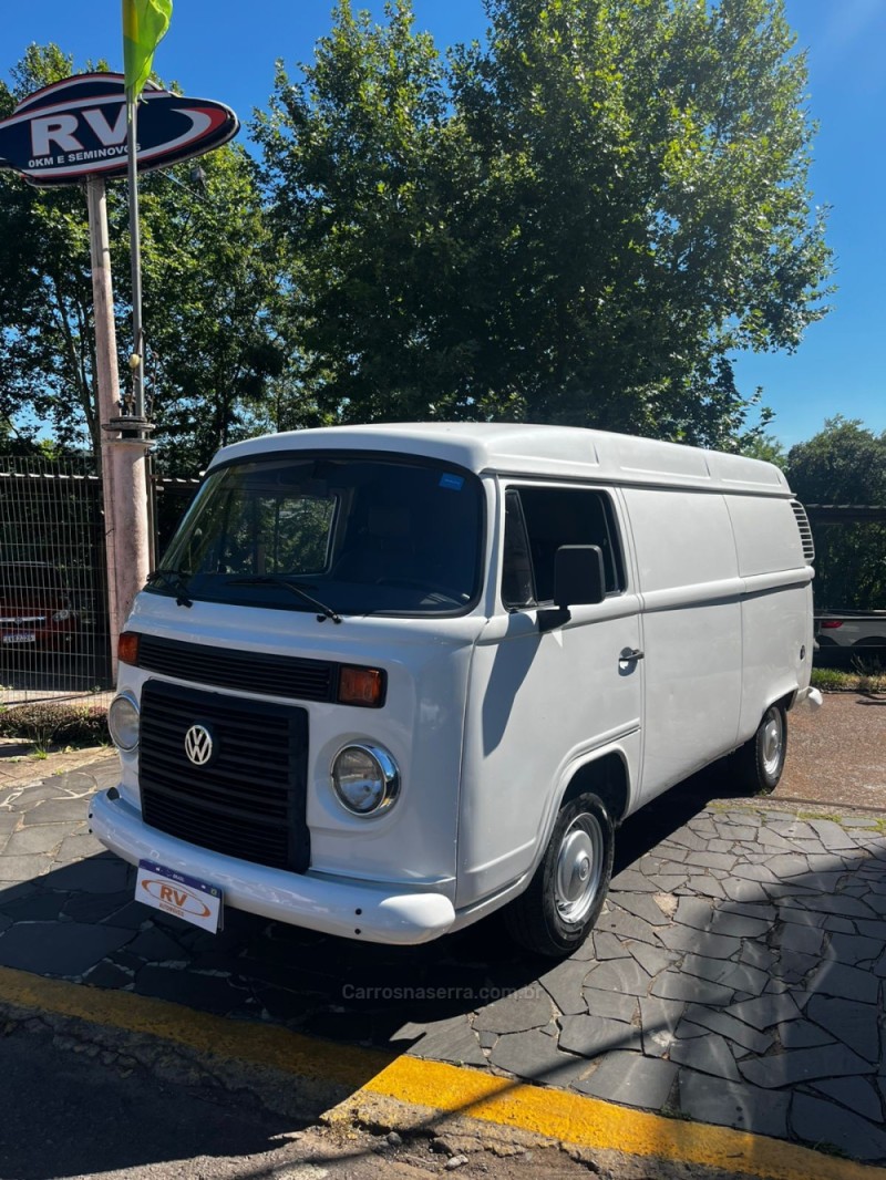 kombi 1.4 mi furgao 8v flex 3p manual 2014 carlos barbosa