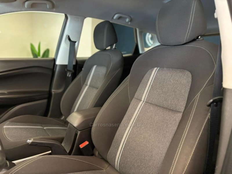 TRACKER 1.0 12V LT TURBO FLEX 4P AUTOMÁTICO - 2022 - CARLOS BARBOSA