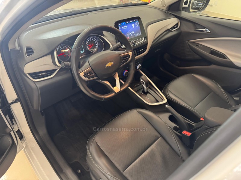 ONIX 1.0	PREMIER II PLUS 12V TURBO FLEX 4P AUTOMÁTICO - 2024 - VERANóPOLIS