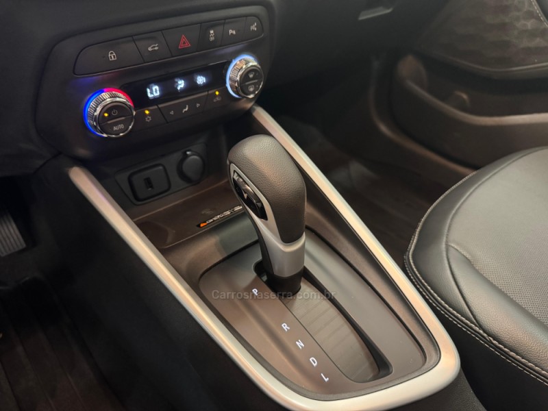 ONIX 1.0	PREMIER II PLUS 12V TURBO FLEX 4P AUTOMÁTICO - 2024 - VERANóPOLIS