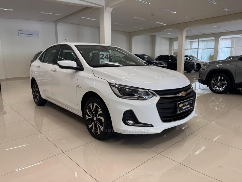 ONIX 1.0	PREMIER II PLUS 12V TURBO FLEX 4P AUTOMÁTICO - 2024 - VERANóPOLIS