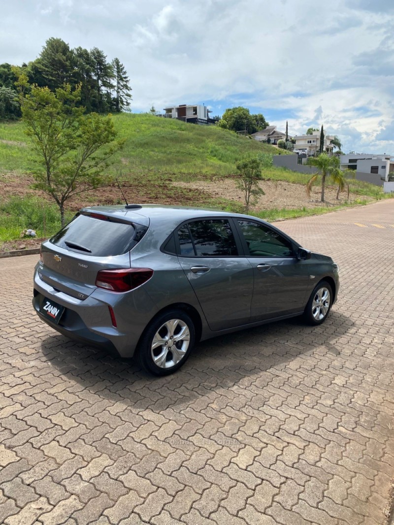 ONIX 1.0	LTZ PLUS 12V TURBO FLEX 4P AUTOMÁTICO - 2023 - SANANDUVA