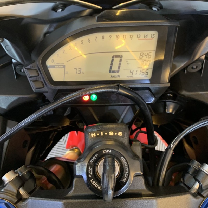CBR 1000RR FIREBLADE - 2013 - PORTãO