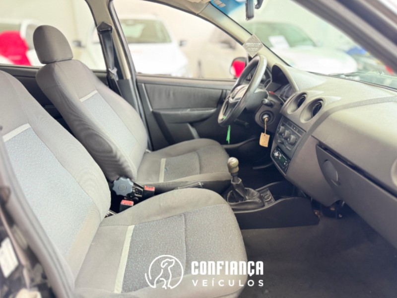 CELTA 1.0 MPFI LS 8V FLEX 4P MANUAL - 2013 - BENTO GONçALVES