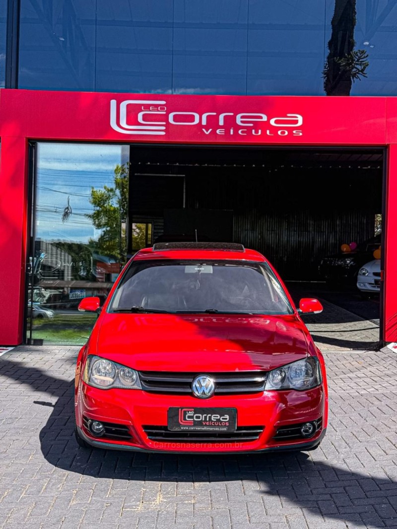 GOLF 1.6 MI SPORTLINE 8V FLEX 4P MANUAL - 2010 - CANELA