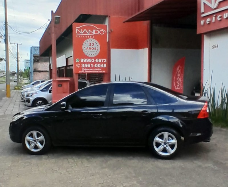 FOCUS 2.0 FC 16V GASOLINA 4P MANUAL - 2009 - ESTâNCIA VELHA
