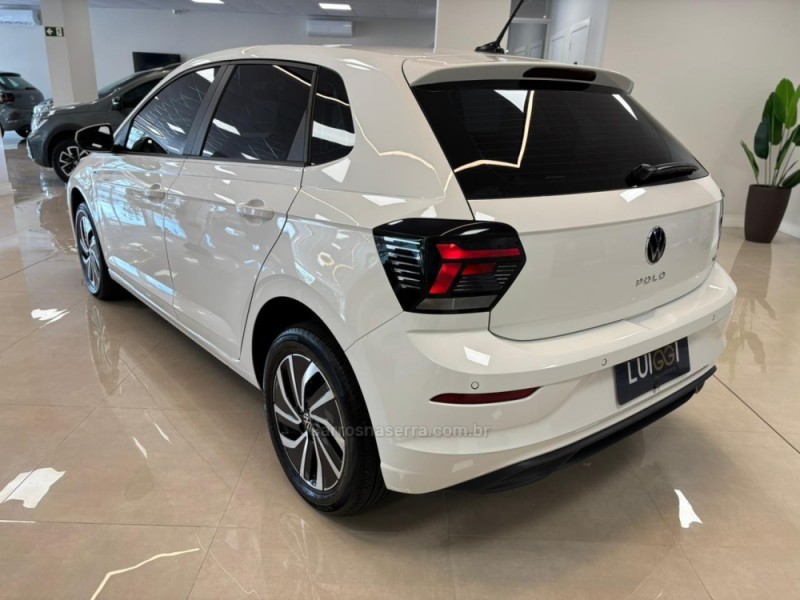 POLO 1.0	200 TSI HIGHLINE AUTOMÁTICO  - 2023 - CARLOS BARBOSA