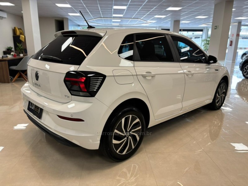 POLO 1.0	200 TSI HIGHLINE AUTOMÁTICO  - 2023 - CARLOS BARBOSA