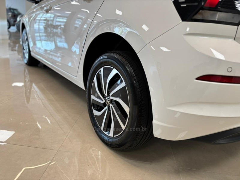 POLO 1.0	200 TSI HIGHLINE AUTOMÁTICO  - 2023 - CARLOS BARBOSA