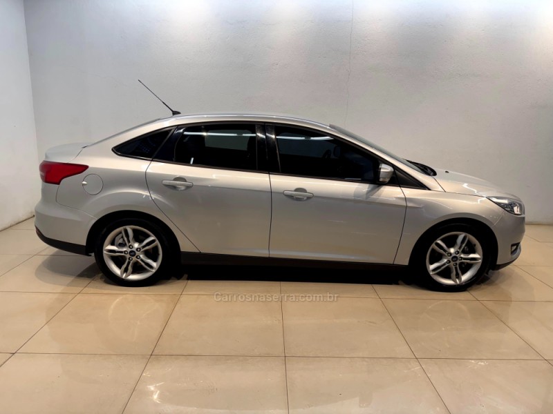FOCUS 2.0 SE PLUS SEDAN 16V FLEX 4P AUTOMÁTICO - 2016 - CASCA