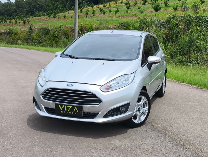 fiesta 1.6 se hatch 16v flex 4p automatico 2015 caxias do sul