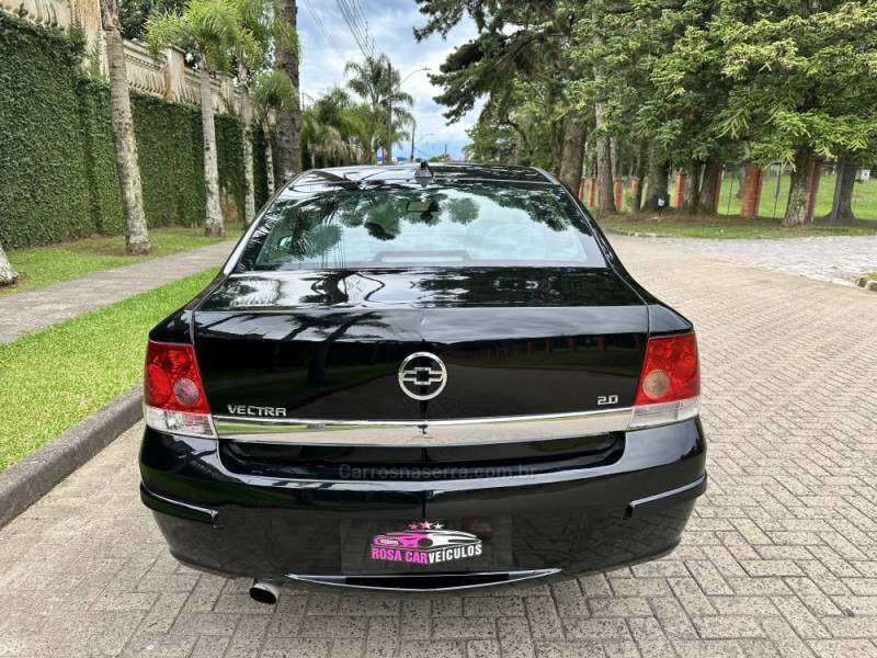 VECTRA 2.0 MPFI ELEGANCE 8V FLEX 4P MANUAL - 2006 - CAXIAS DO SUL