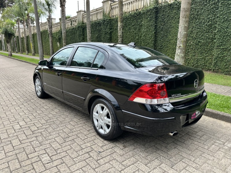 VECTRA 2.0 MPFI ELEGANCE 8V FLEX 4P MANUAL - 2006 - CAXIAS DO SUL