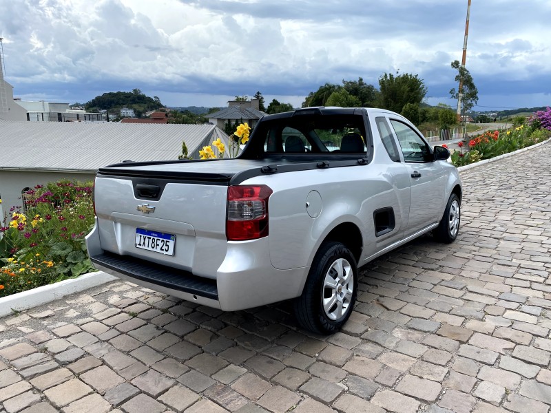 MONTANA 1.4 MPFI LS CS 8V FLEX 2P MANUAL - 2017 - CARLOS BARBOSA