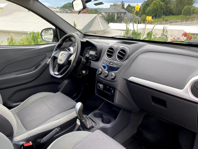 MONTANA 1.4 MPFI LS CS 8V FLEX 2P MANUAL - 2017 - CARLOS BARBOSA