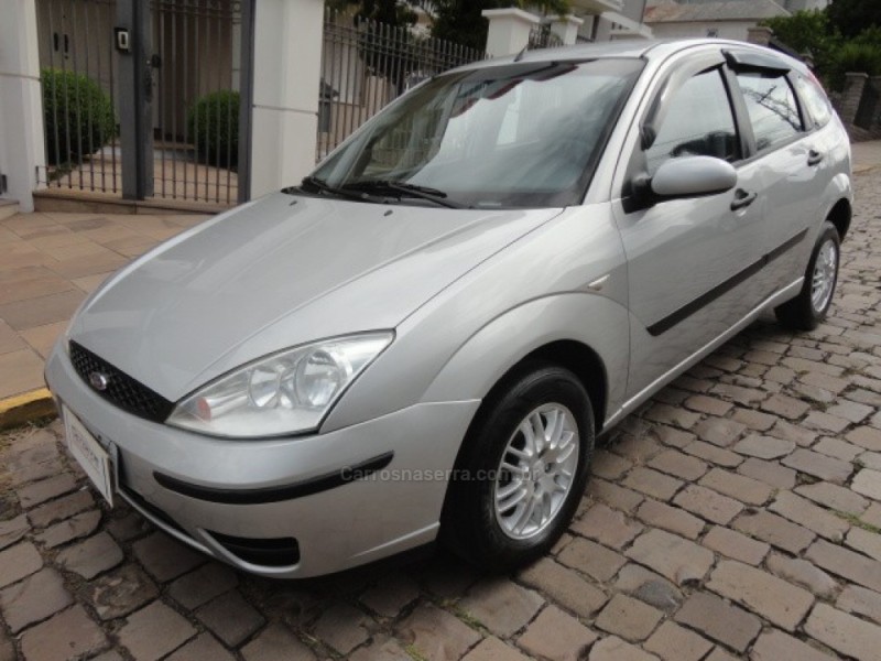 FOCUS 1.6 GL 8V GASOLINA 4P MANUAL