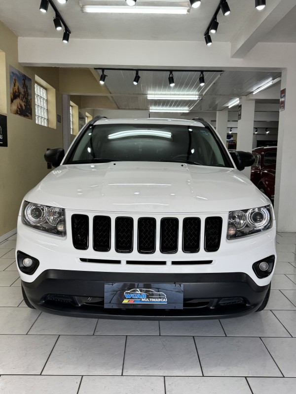 COMPASS 2.0 SPORT 4X2 16V GASOLINA 4P AUTOMÁTICO - 2014 - CAXIAS DO SUL