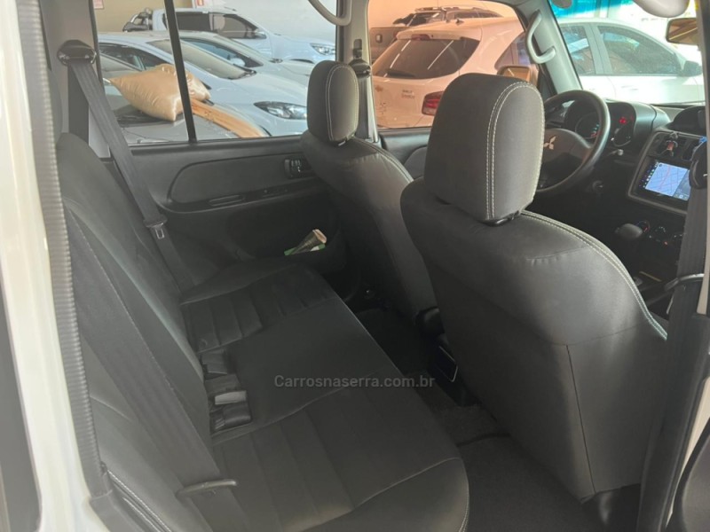 PAJERO TR4 2.0 4X2 16V GASOLINA 4P AUTOMÁTICO - 2014 - CAXIAS DO SUL